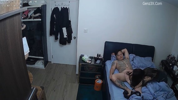 Hack Camera Trong Phòng Của Đôi Vợ Chồng Xăm Trổ Địt Nhau